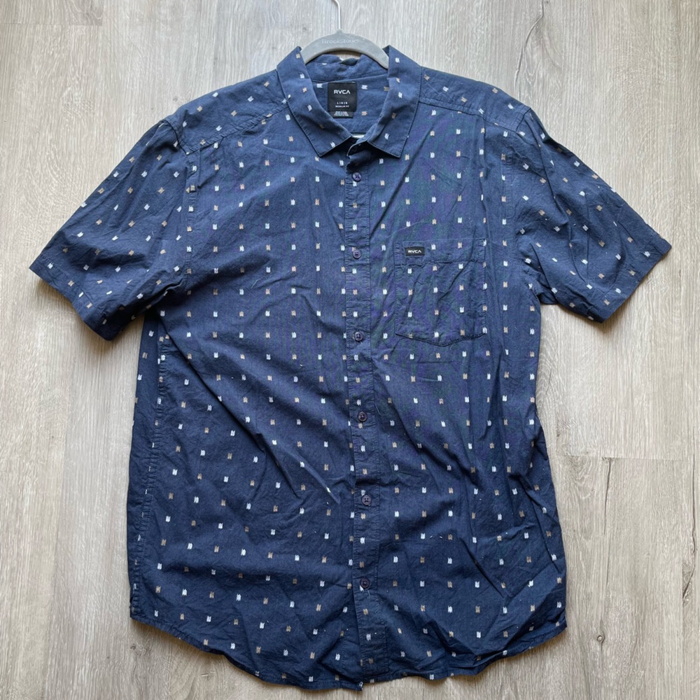 Blue RVCA collared casual button down tee